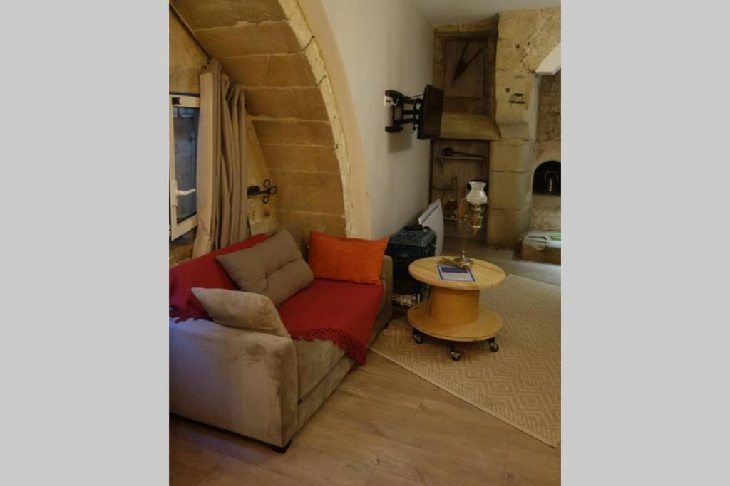 La Chaumiere, Centre Historique, Fibre, Ess, Rez-De-Chaussee, Bedinshop 伊泽尔河畔的罗曼 外观 照片